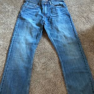 dark blue lee modern men’s jeans