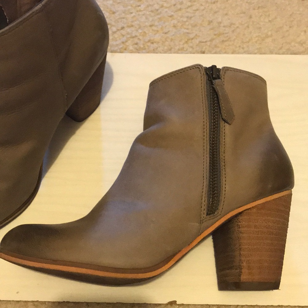 BP. Trolley Booties