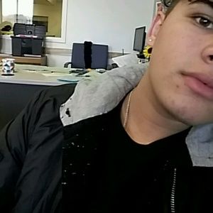 Meet your Posher, Luis