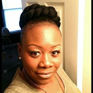 Meet your Posher, Lakeshia