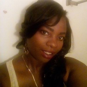 Meet your Posher, Crystal