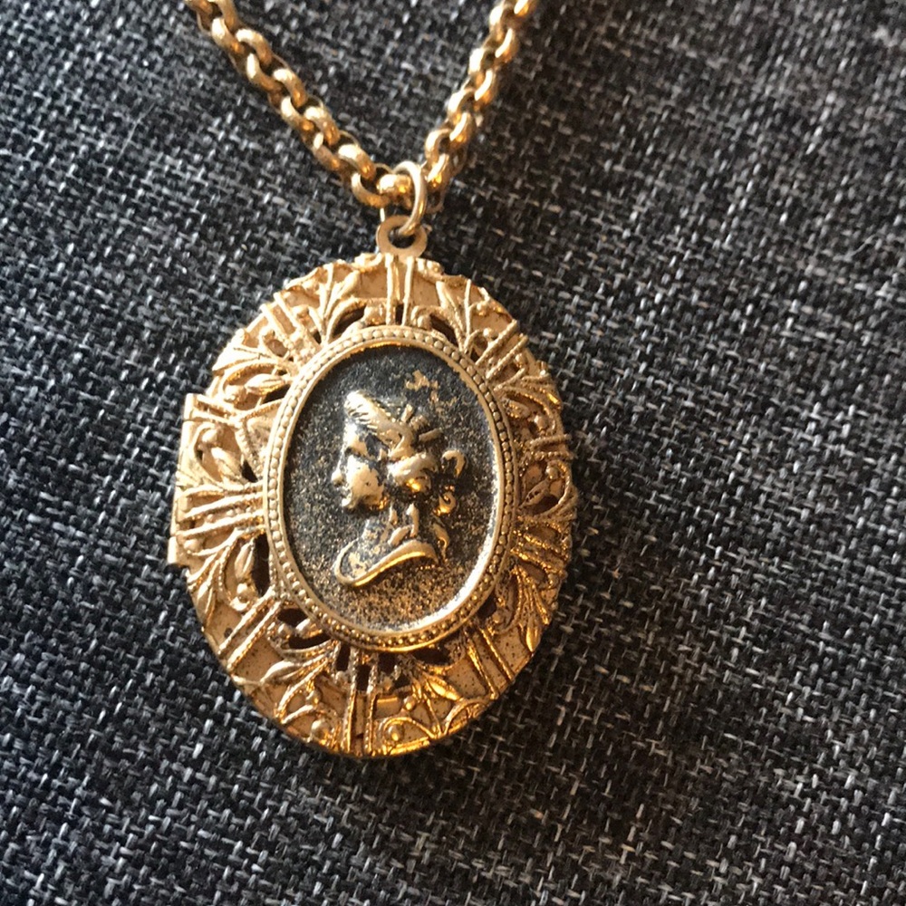 Cameo Locket
