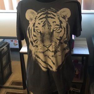 Tiger shirt