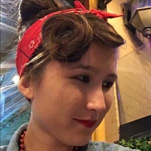 Meet your Posher, Elisha