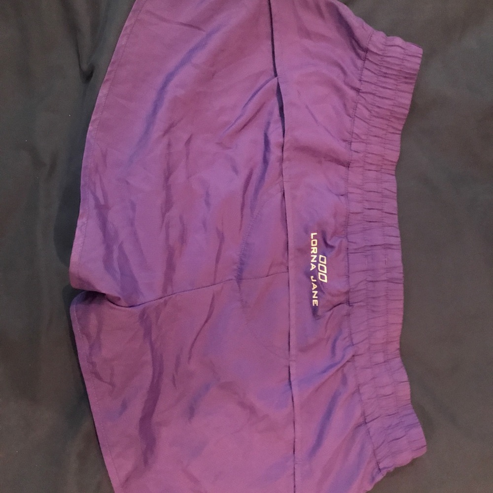 Lorna Jane Run Shorts Size M