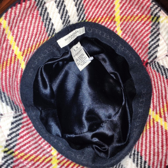 Sold. Burberry London 100% wool Nova Check HAT - Picture 3 of 5