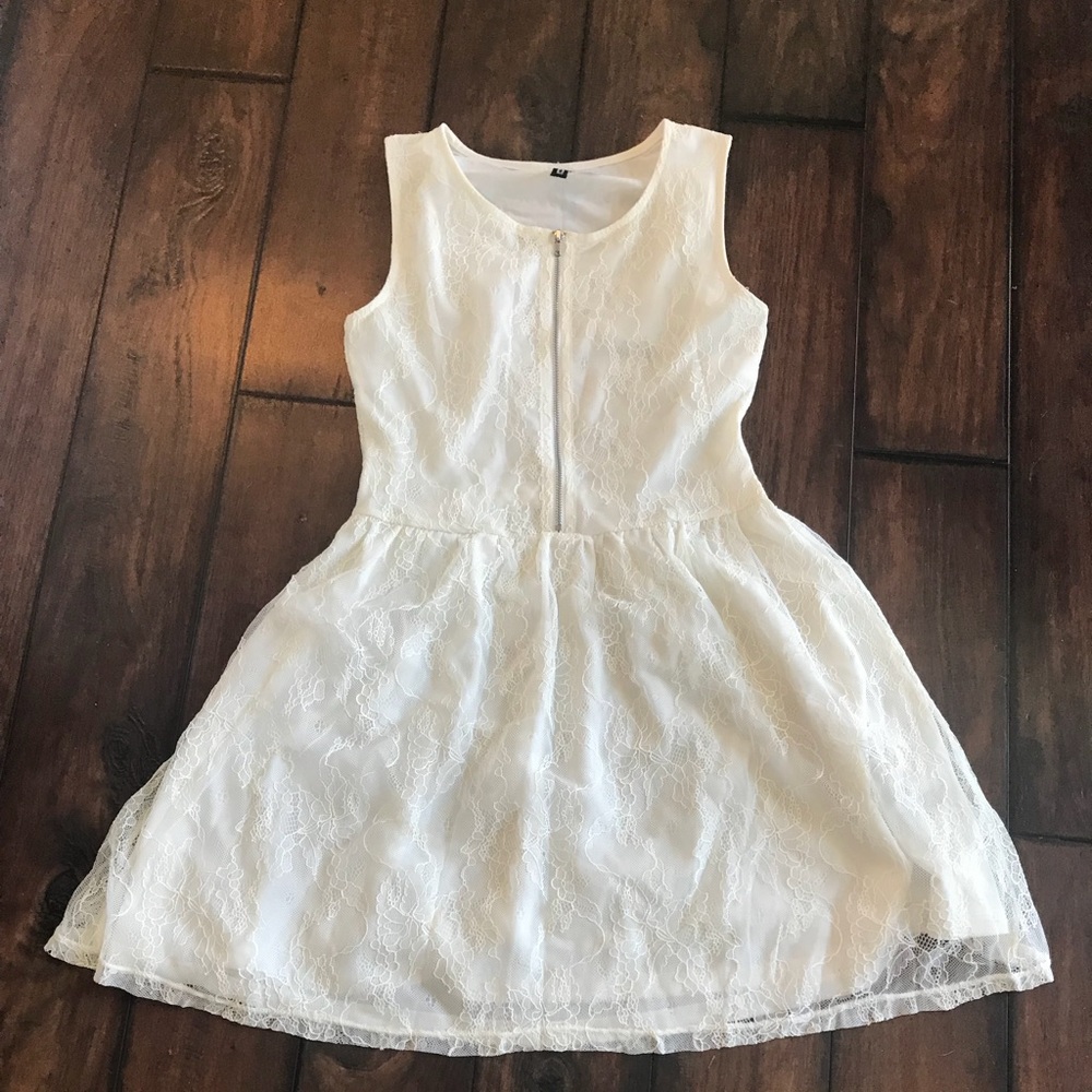 H&M lace floral dress