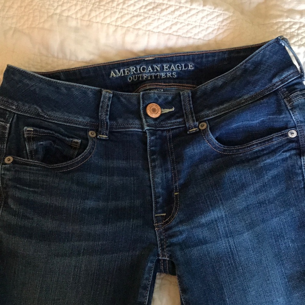 American Eagle Kick Boot Jeans! Size 4 Short