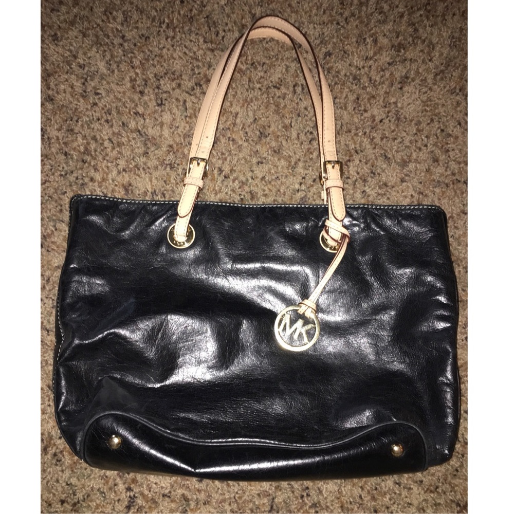 MK Black & tan leather purse