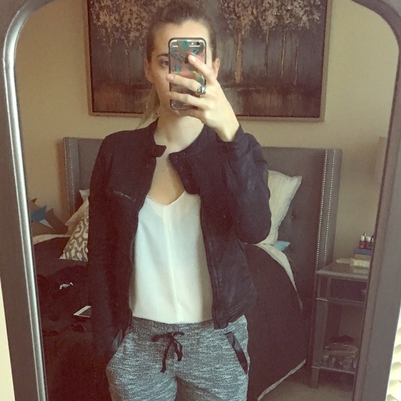 Nordstrom Jackets & Blazers - Nordstrom Black Costa denim cropped jacket