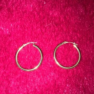 Gold Hoop Earrings!