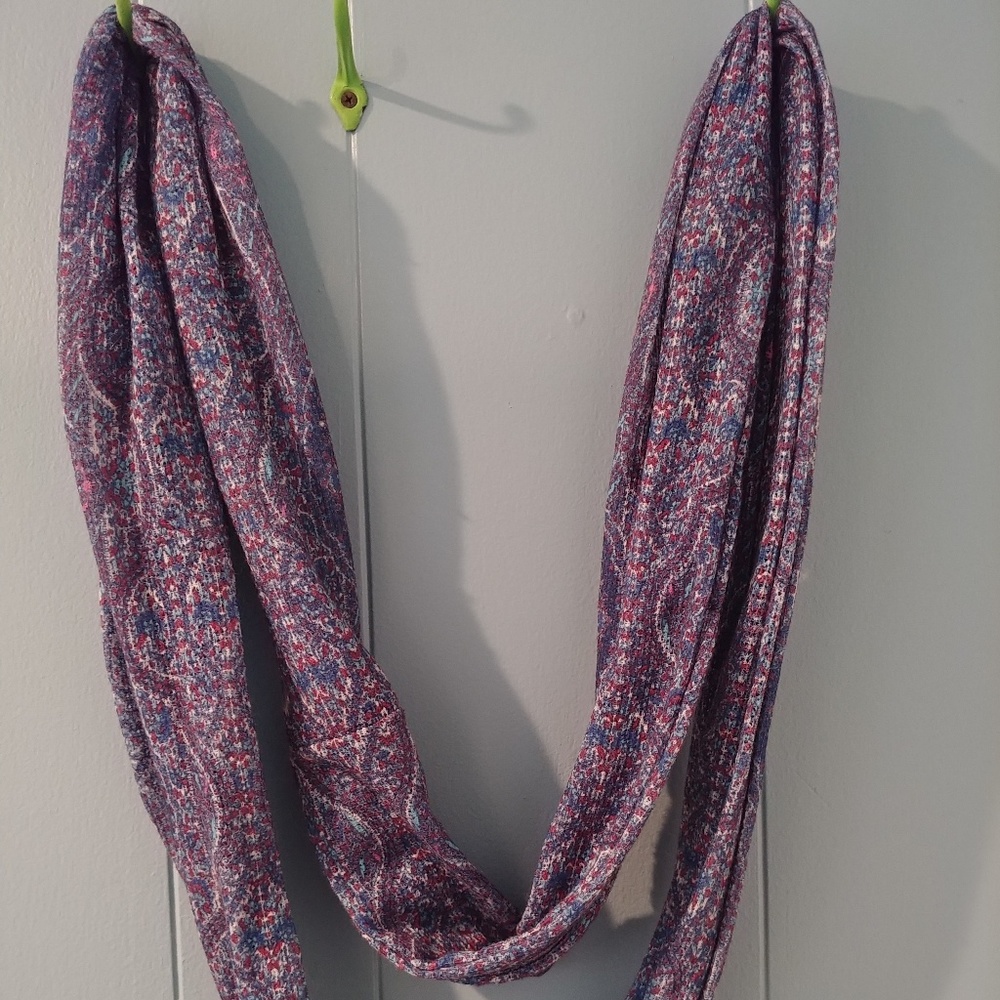 Infinity scarf