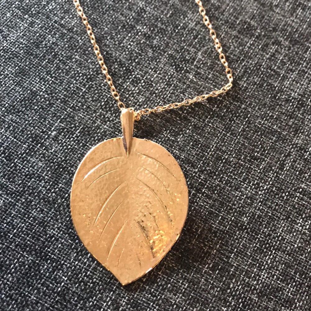 Leaf Necklace