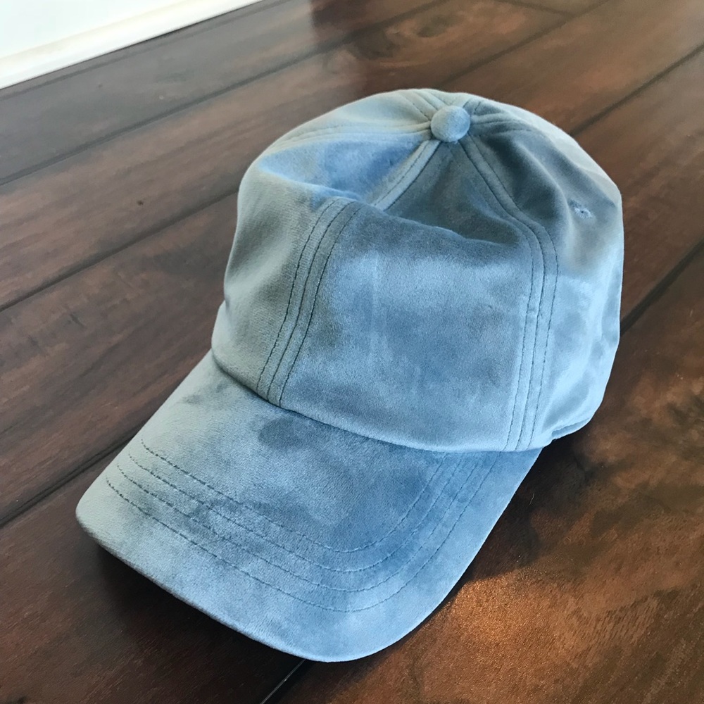 Dusty blue suede AE hat