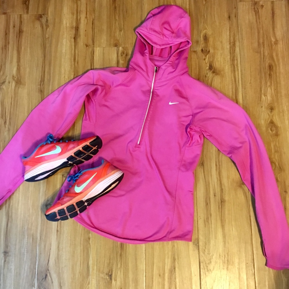 ✔️NIKE DRI FIT PINK RUNNING HOODED JACKET - Picture 1 of 5