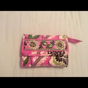 Vera Bradley compact wallet