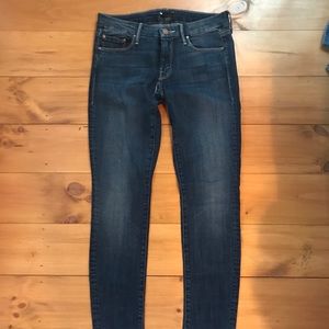 🌵SOLD🌵 Mother jeans “the looker”
