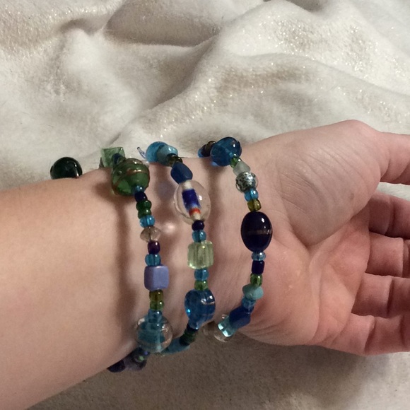 Glass beaded bracelet - Picture 2 of 3