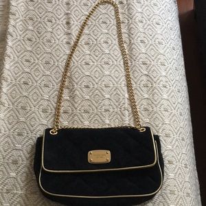 Cross body Michael Kors purse