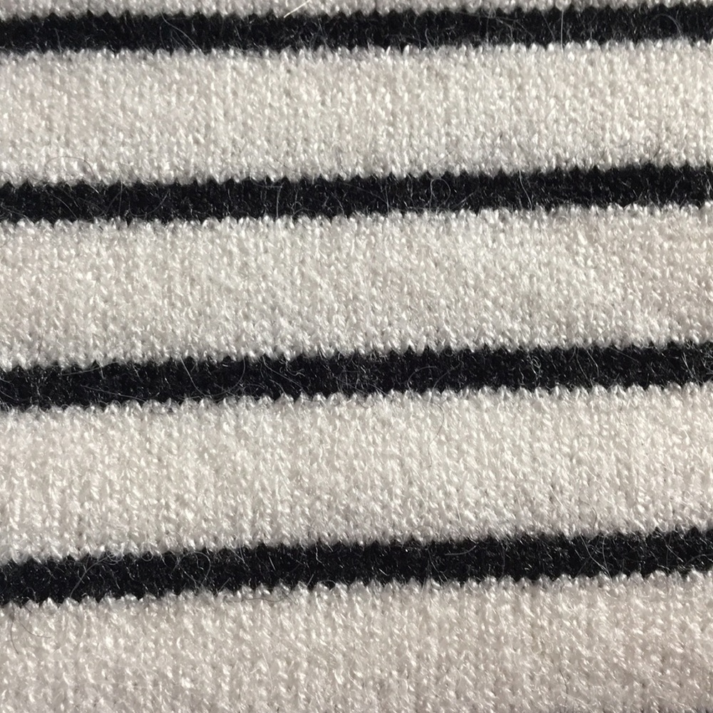 ✨NWT✨Gorgeous Stripe Sweater - Picture 4 of 4