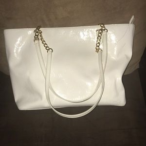 Micheal Kors White Signature Tote