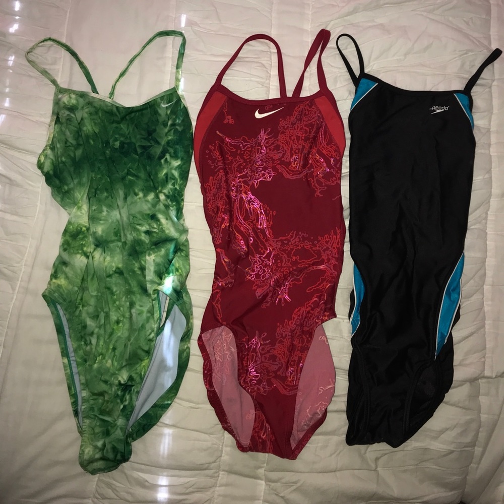 Training swimsuits ( Nike and Speedo)