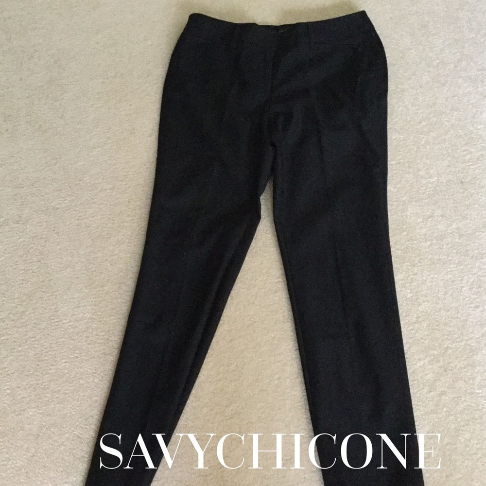 ☃️WHBM PERFECT FORM PANT