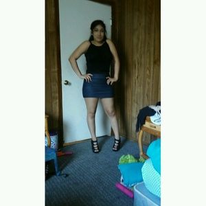 Meet your Posher, April