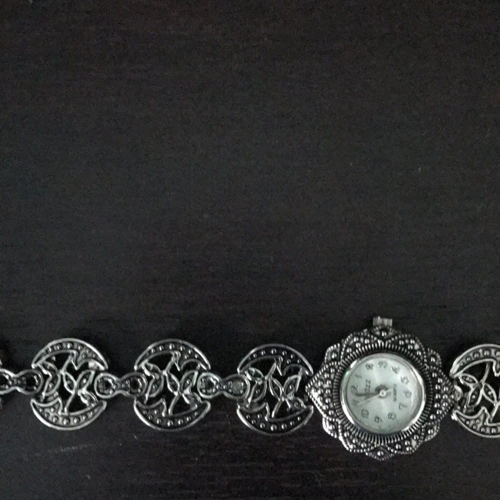 Watch - Picture 2 of 2