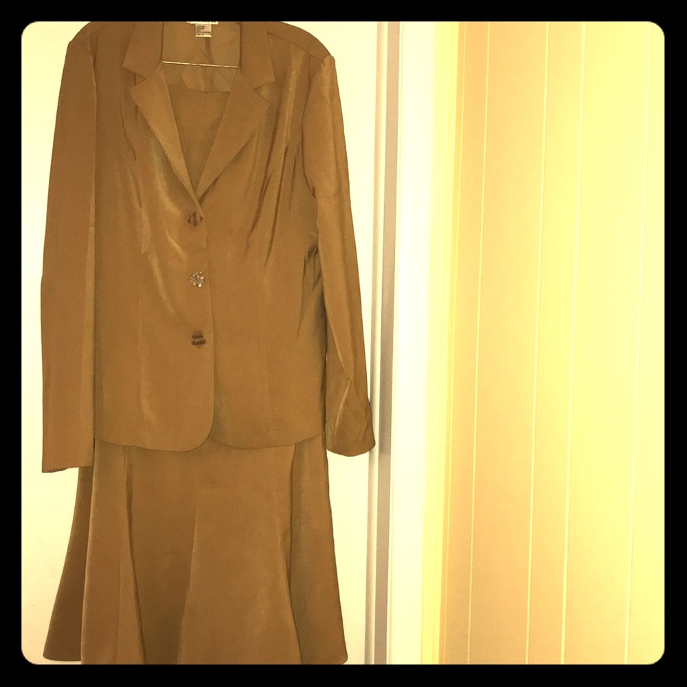 🌹Skirt Suit with ankle length skirt 🌹