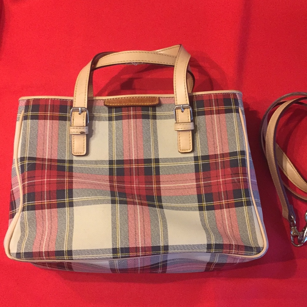 Plaid handbag with shoulder strap!