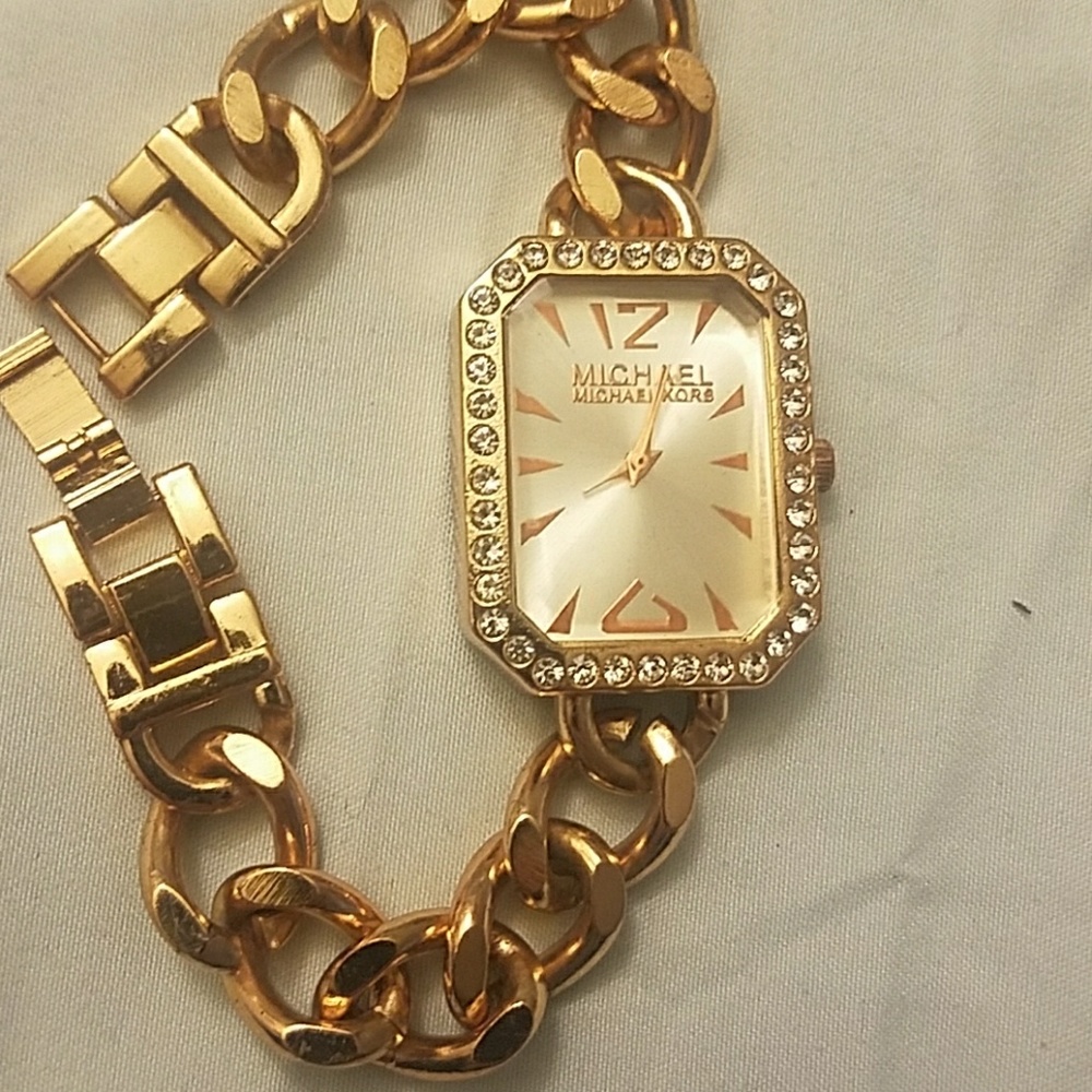 MK watch