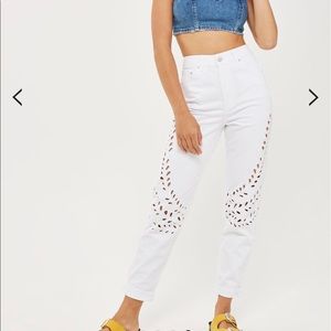 MOTO Floral Cutwork Mom Jeans