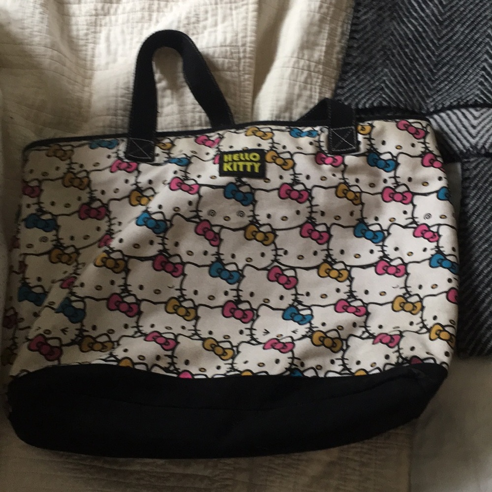 Hello Kitty Large Purse