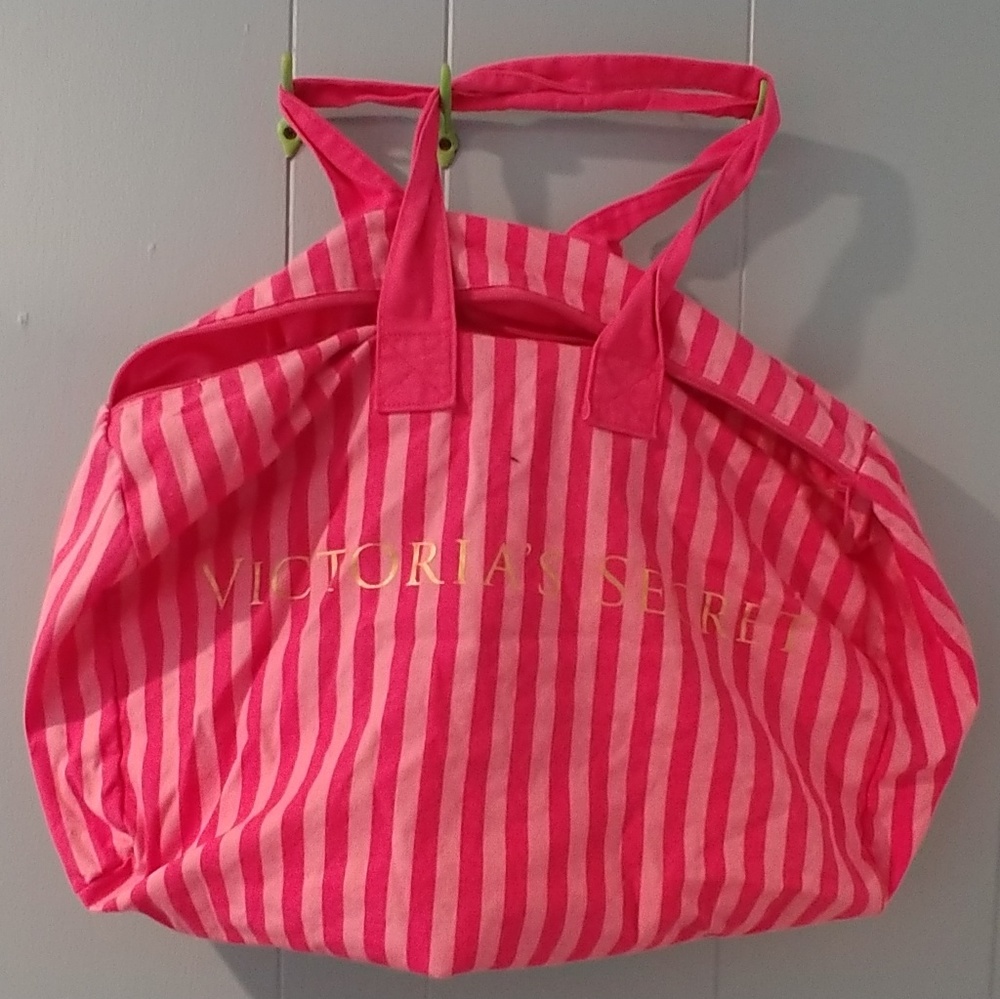 VS tote