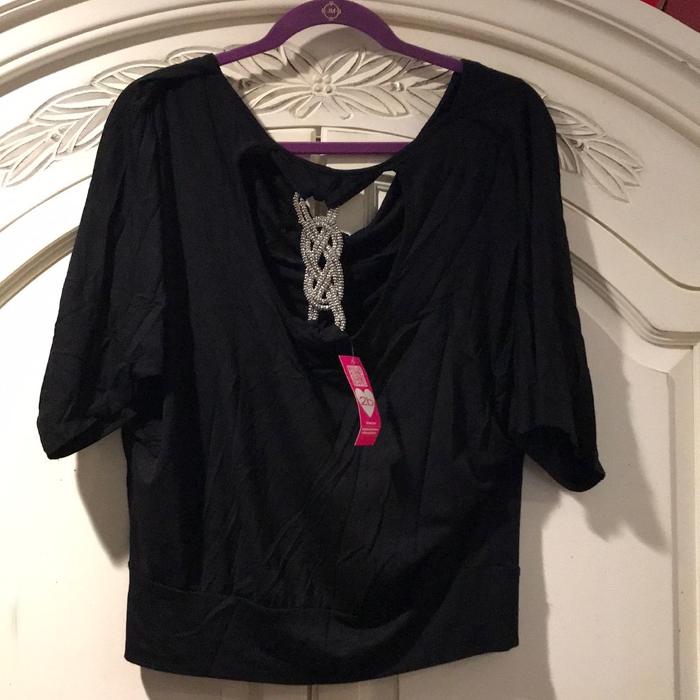 NWT 2B Bebe black top with fancy back