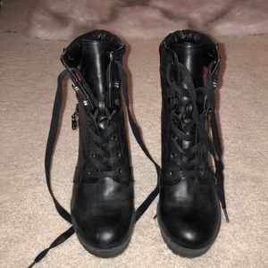 Black Guess Boots