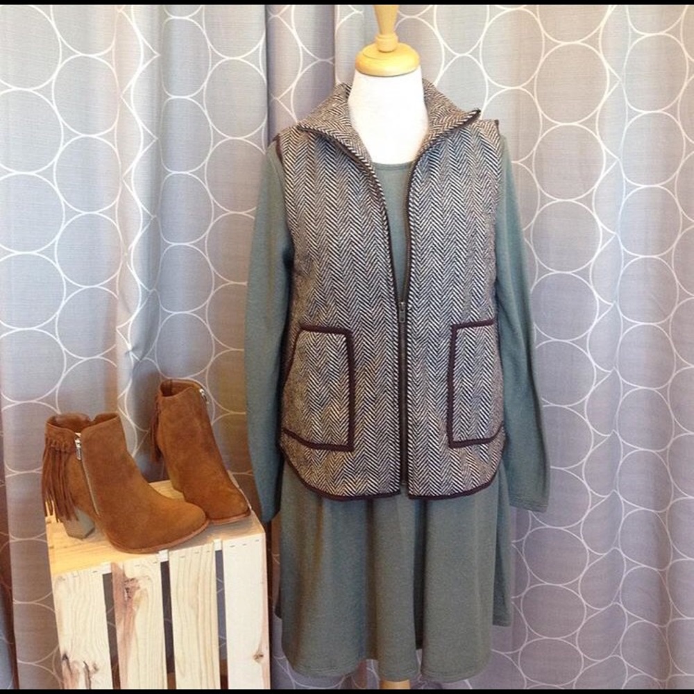 Quilted Herringbone Vest Black