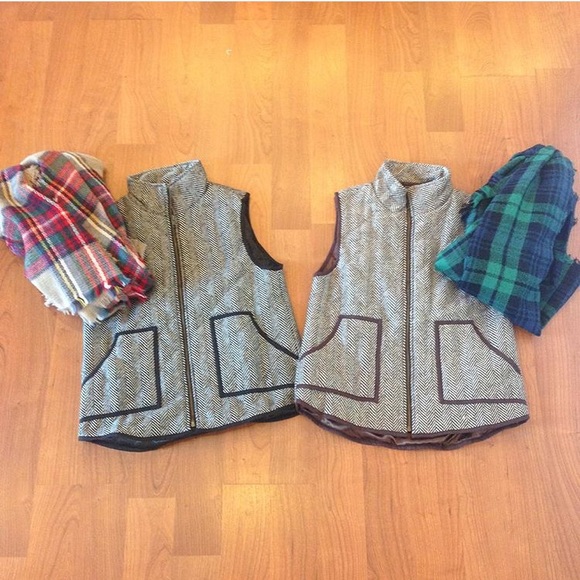 Quilted Herringbone Vest Black - Picture 3 of 3