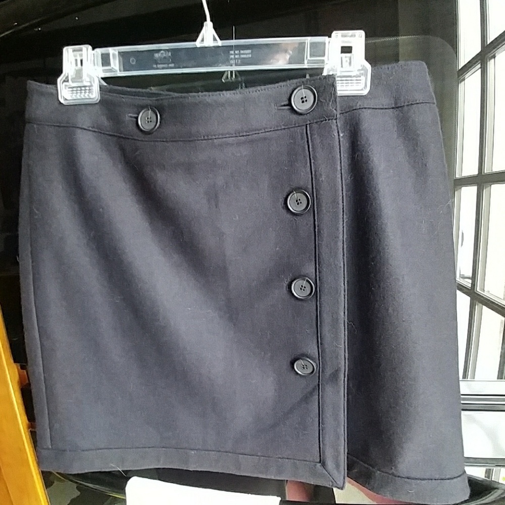 Ann Taylor loft, button front skirt