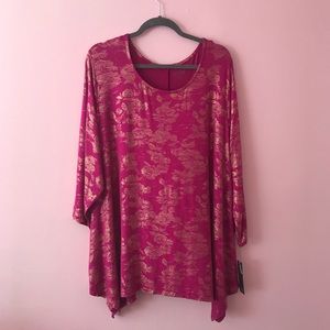 Pink and gold patterned 3/4 sleeve top