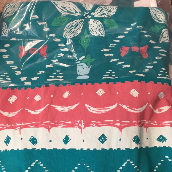 NWT SMALL Lauren James Christmas Sweater Tee - Picture 5 of 7