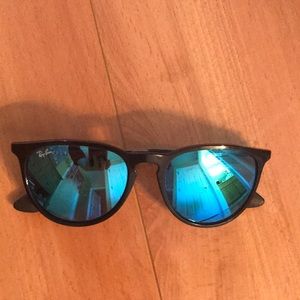 Mirrored Erica Ray Ban sunglasses