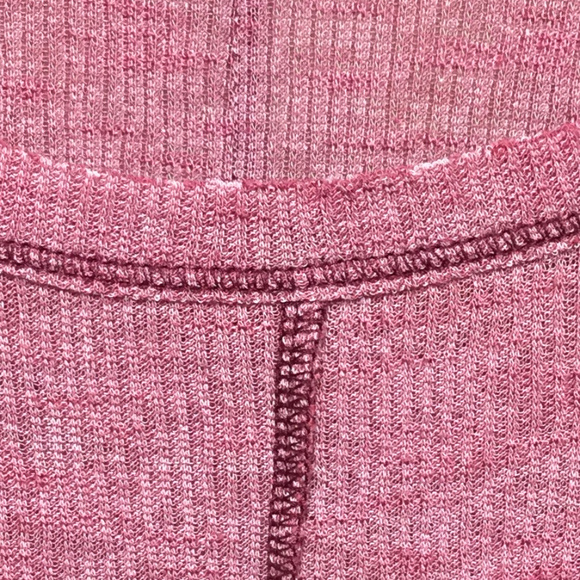 Casual Spoiled Long Sleeve Tee.  Cute cuff detail. - Picture 4 of 7