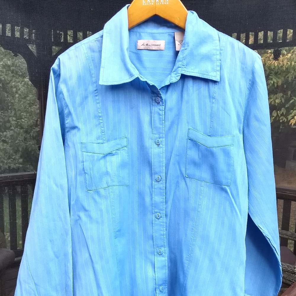 I.E. Soft Blue Long sleeve button down top Sz M