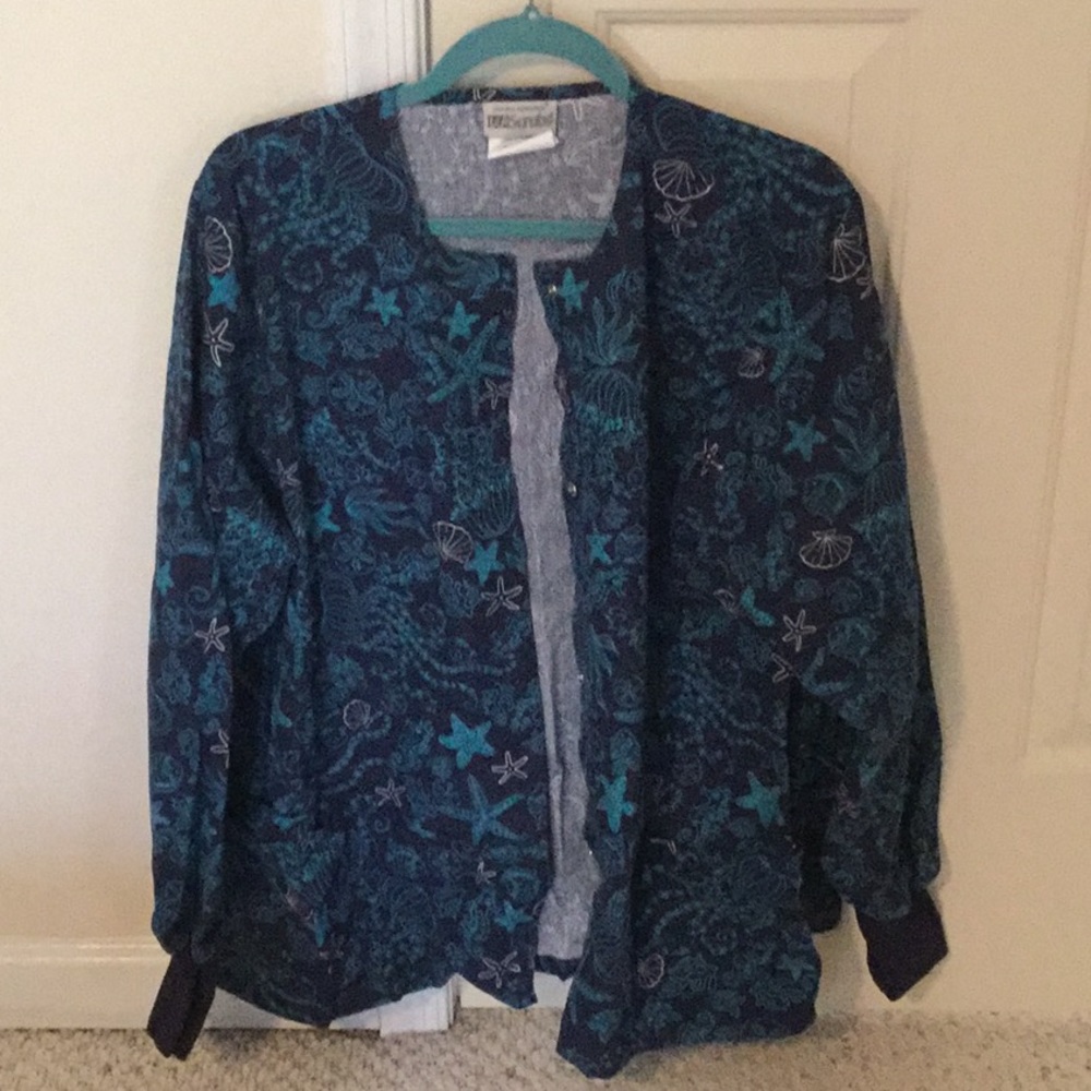 Lg Long sleeve scrub jacket/ lab coat ocean theme