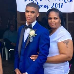 Meet your Posher, Isaiah