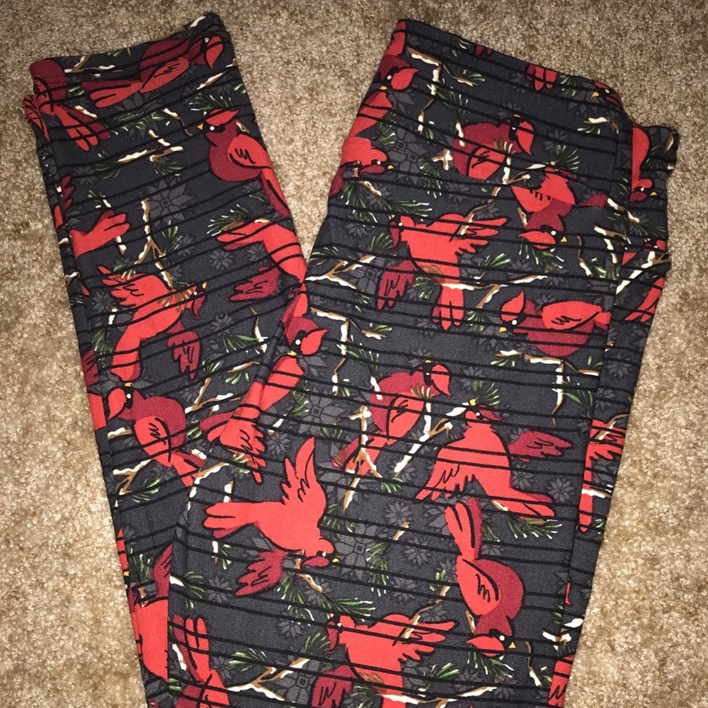 LuLaRoe Christmas Cardinal OS <<NEW>>