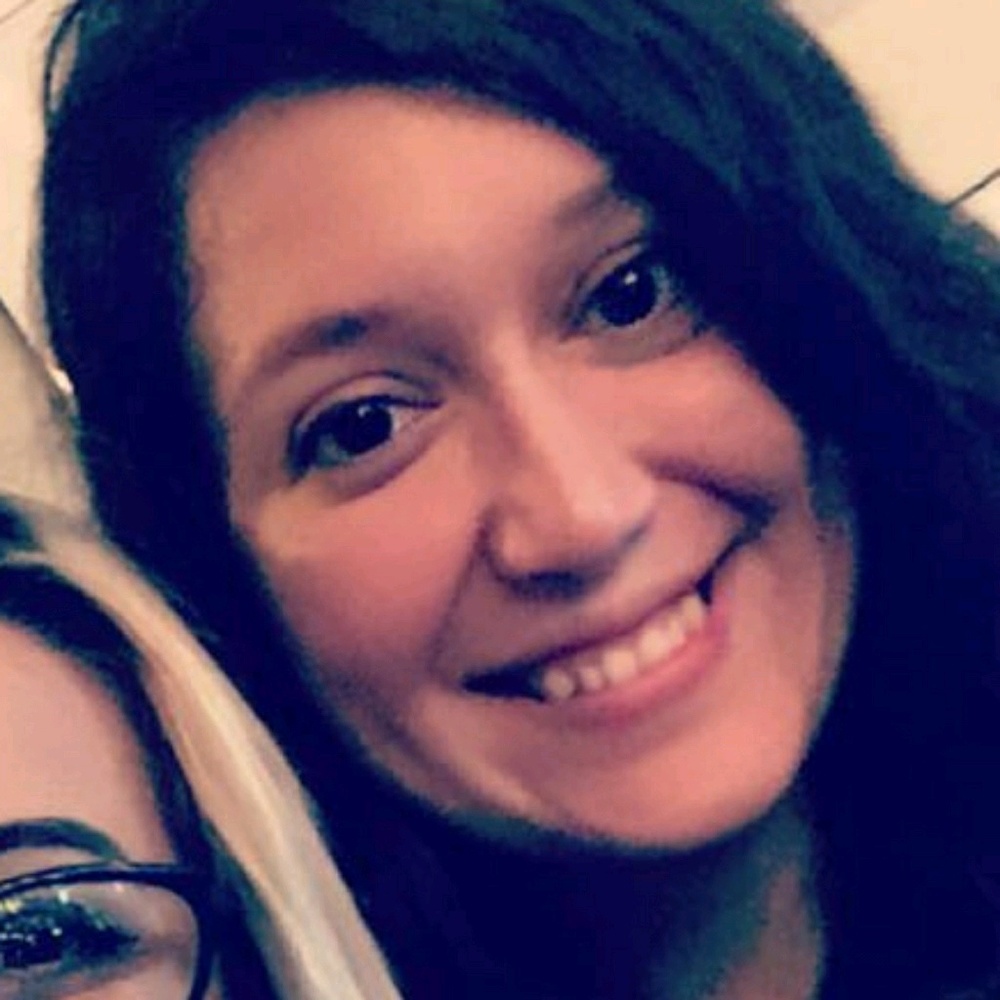 Meet your Posher, Claudia