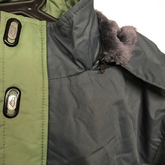 Faux fur lining thicken mountain coat - Picture 4 of 8